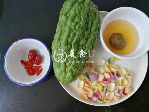 青梅酒拌苦瓜