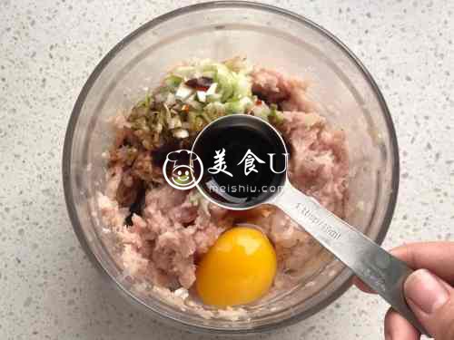 #夏日消暑，非它莫属#皮薄馅大巨好吃的猪肉虾仁馄饨
