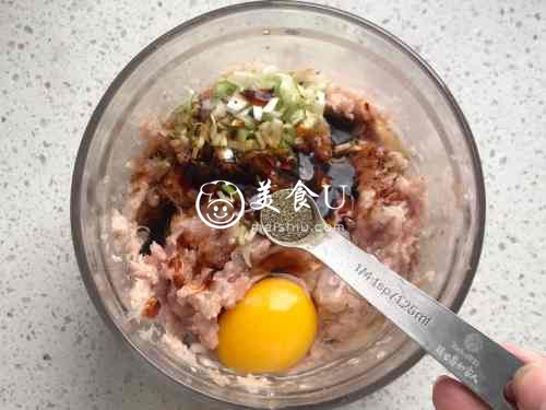 #夏日消暑，非它莫属#皮薄馅大巨好吃的猪肉虾仁馄饨