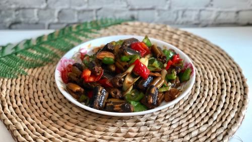 辣炒黄鳝段（快手菜）