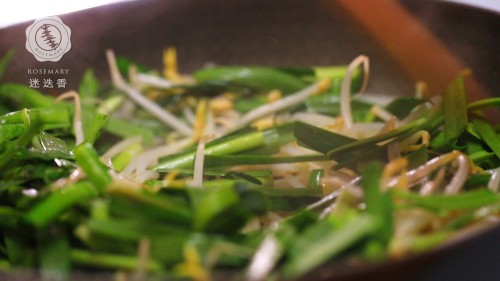 韭菜炒绿豆芽