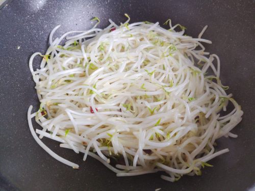 减肥轻身就吃它~醋溜绿豆芽