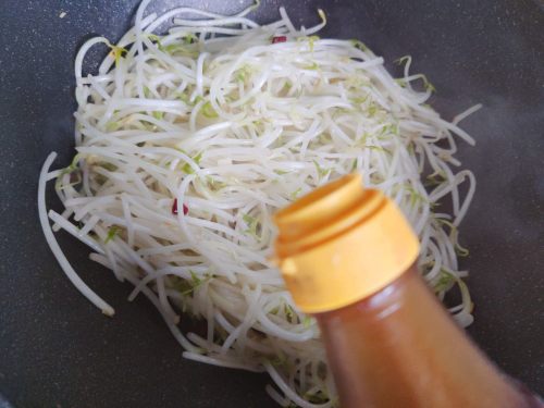 减肥轻身就吃它~醋溜绿豆芽