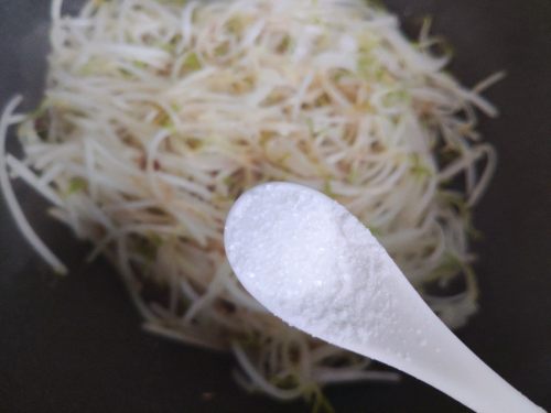 减肥轻身就吃它~醋溜绿豆芽