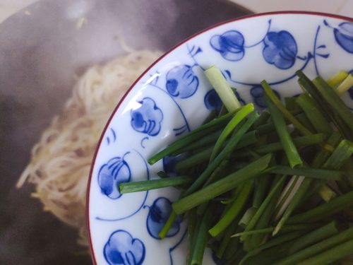 减肥轻身就吃它~醋溜绿豆芽