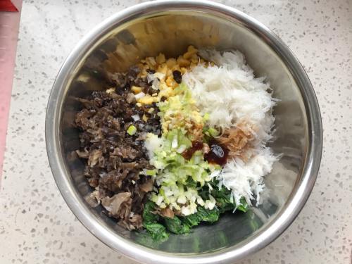 秋季养生菠菜鸡蛋素饺子