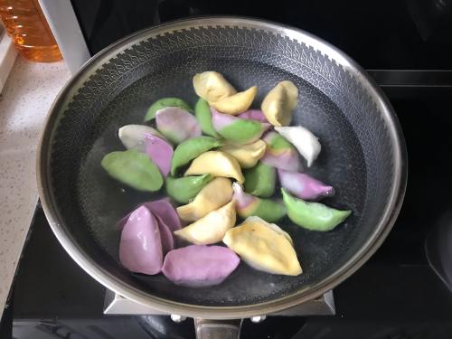 秋季养生菠菜鸡蛋素饺子