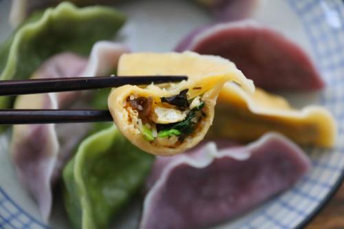 秋季养生菠菜鸡蛋素饺子