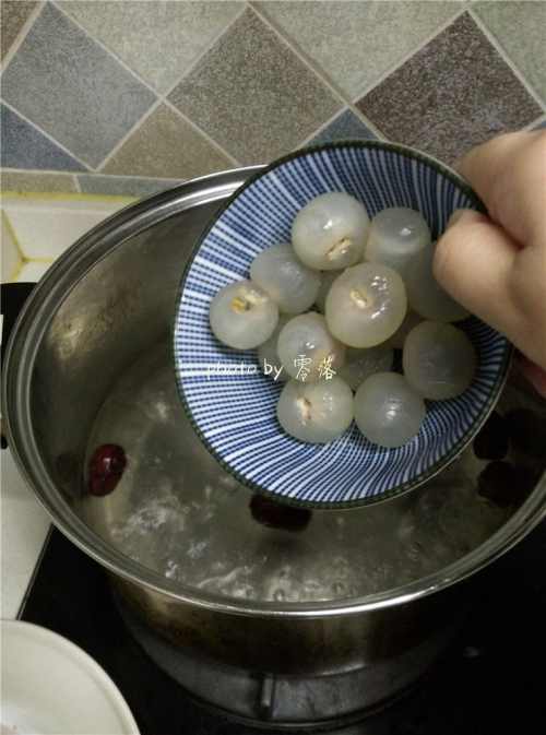 桂圆木瓜甜品