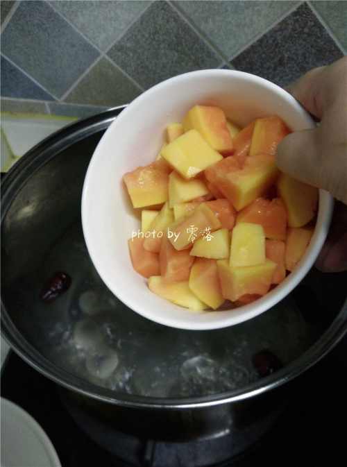 桂圆木瓜甜品