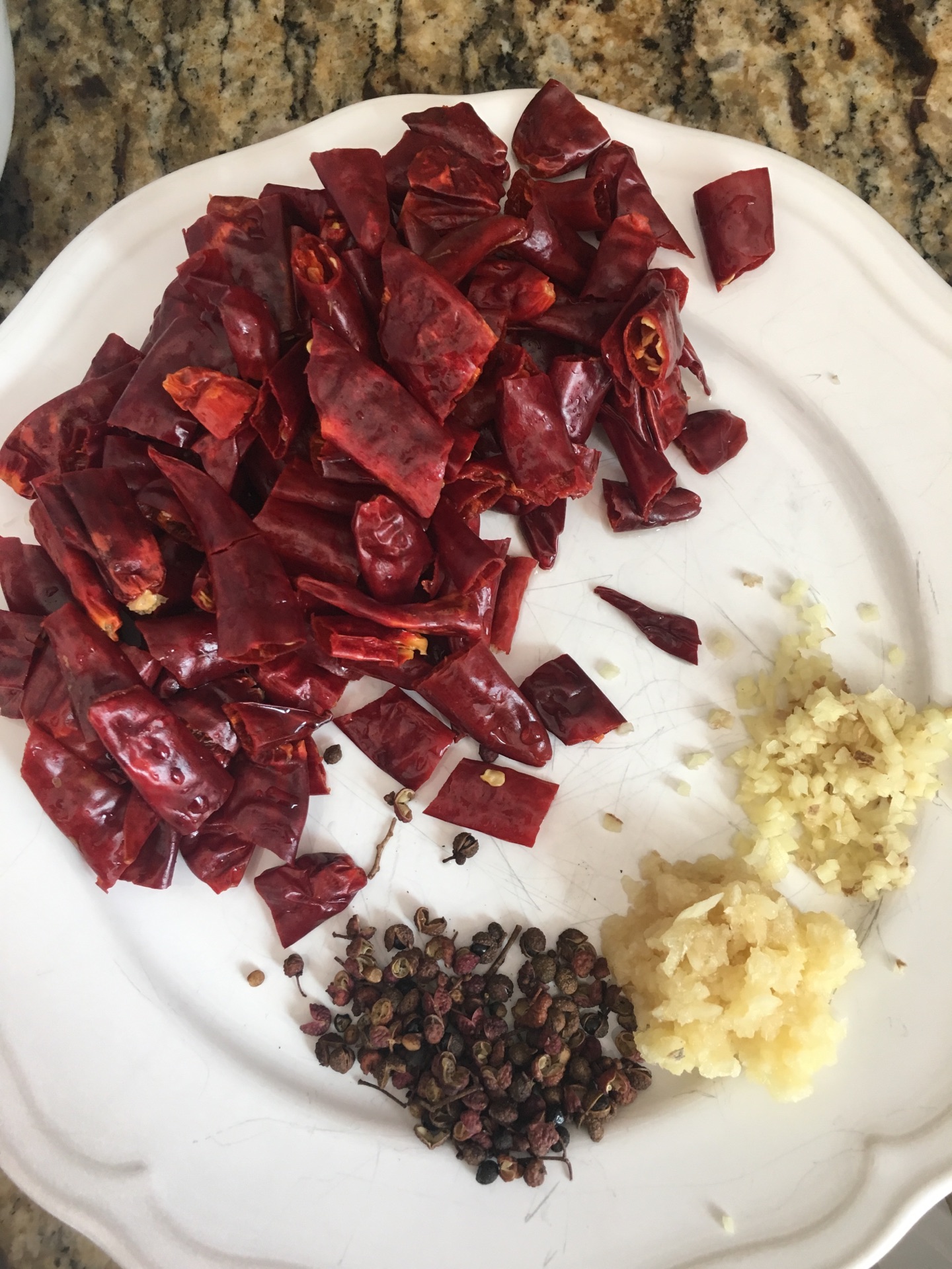 挑战你的味蕾绝佳下酒菜-麻辣藕丁