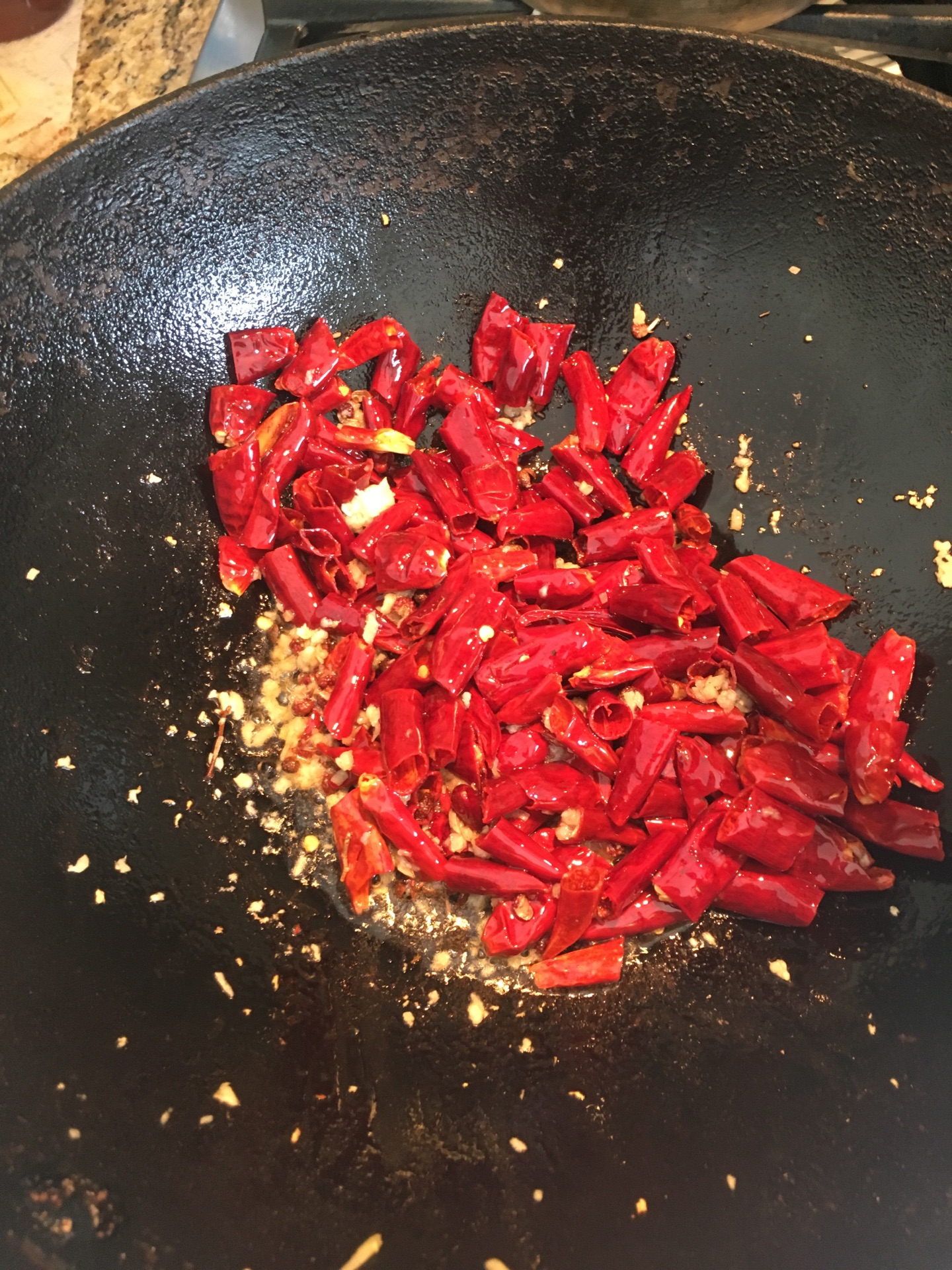 挑战你的味蕾绝佳下酒菜-麻辣藕丁