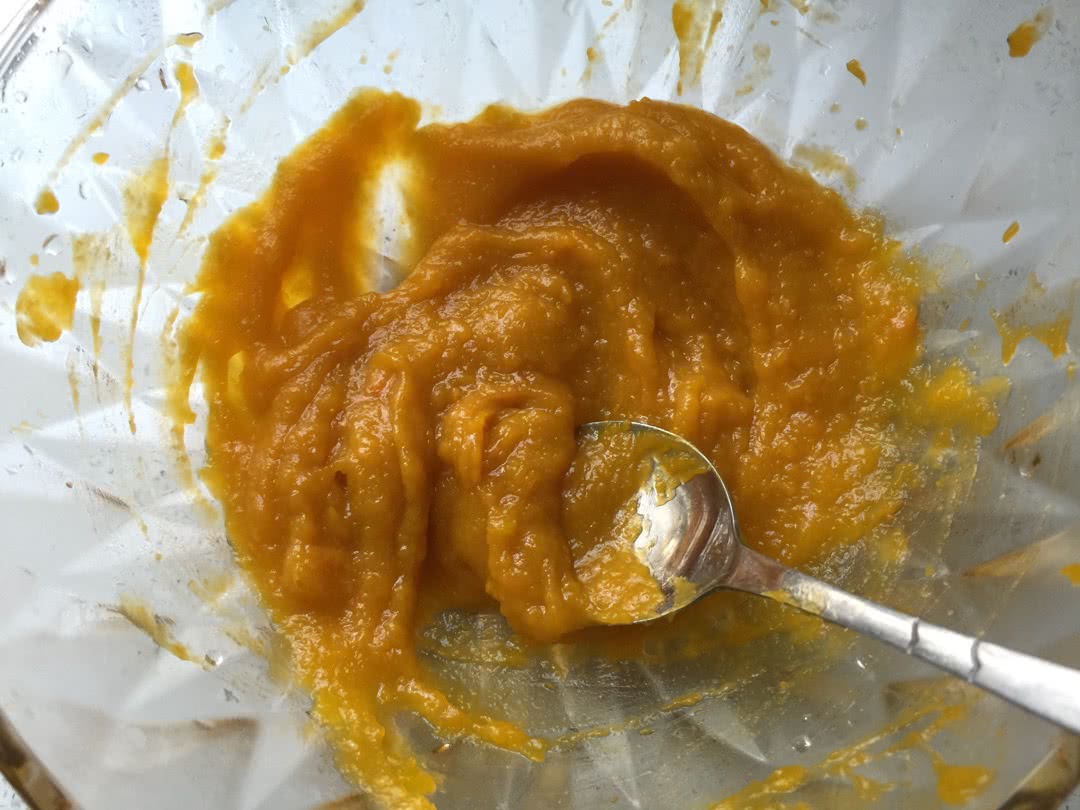 南瓜小麻球－－很受小朋友欢迎的小甜点
