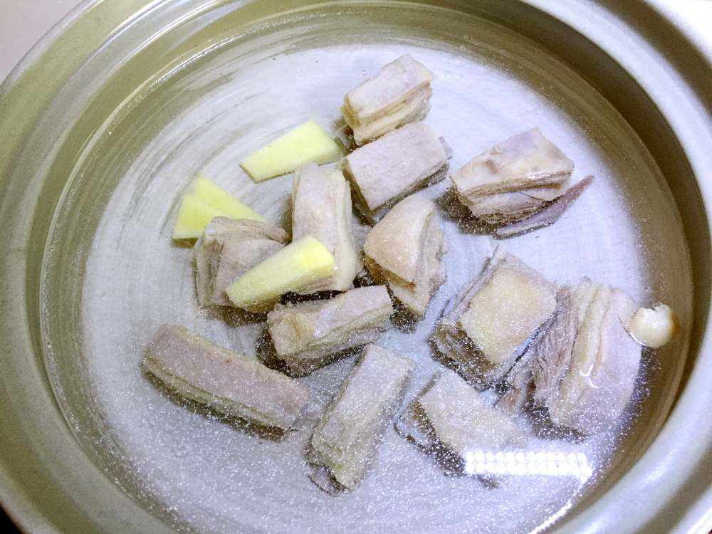 甘蔗羊排白萝卜煲