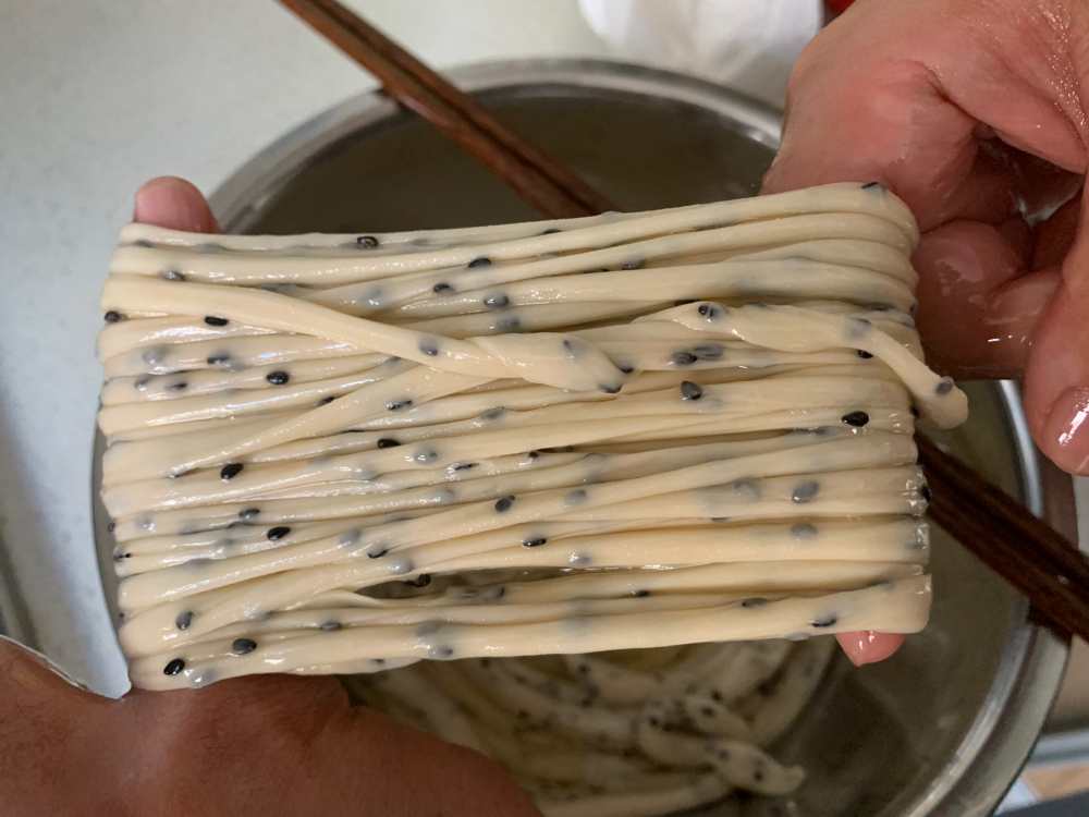 馓子，教你在家炸馓子，简单酥脆，非常好吃