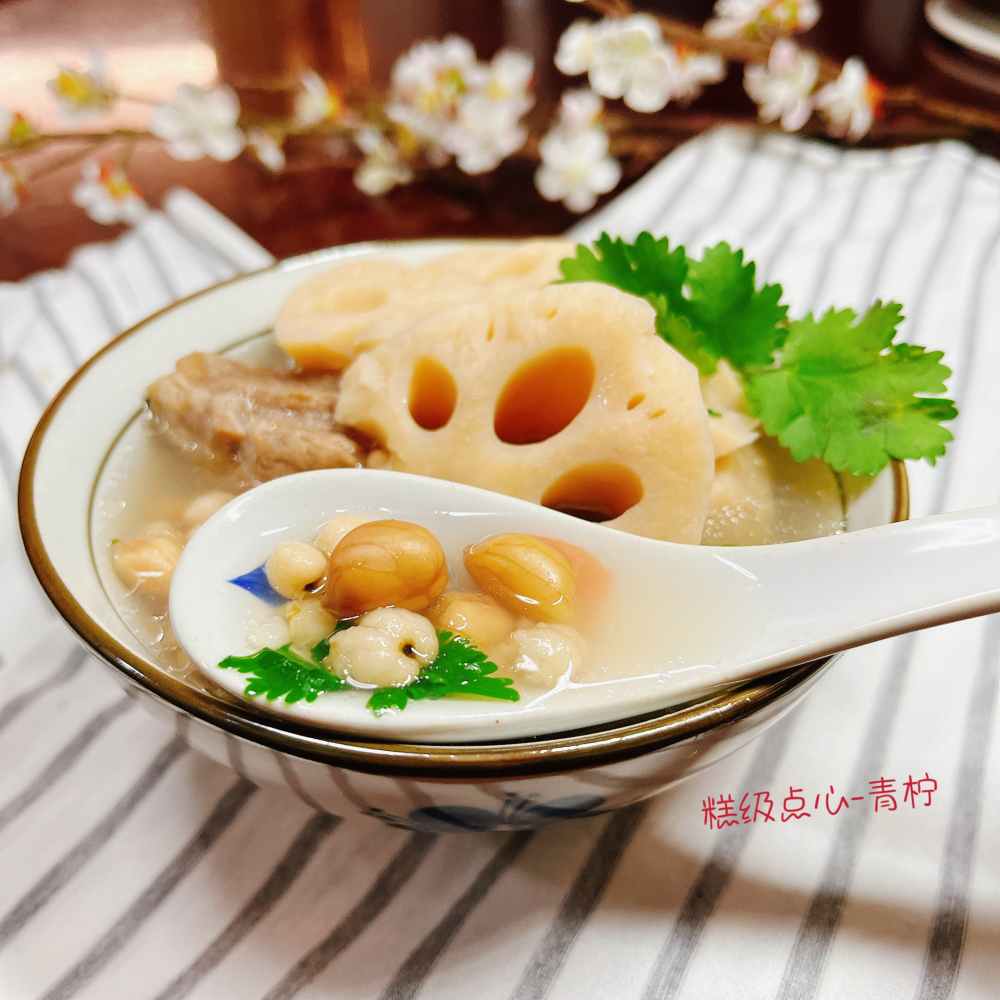春日靓汤—莲藕猪骨汤