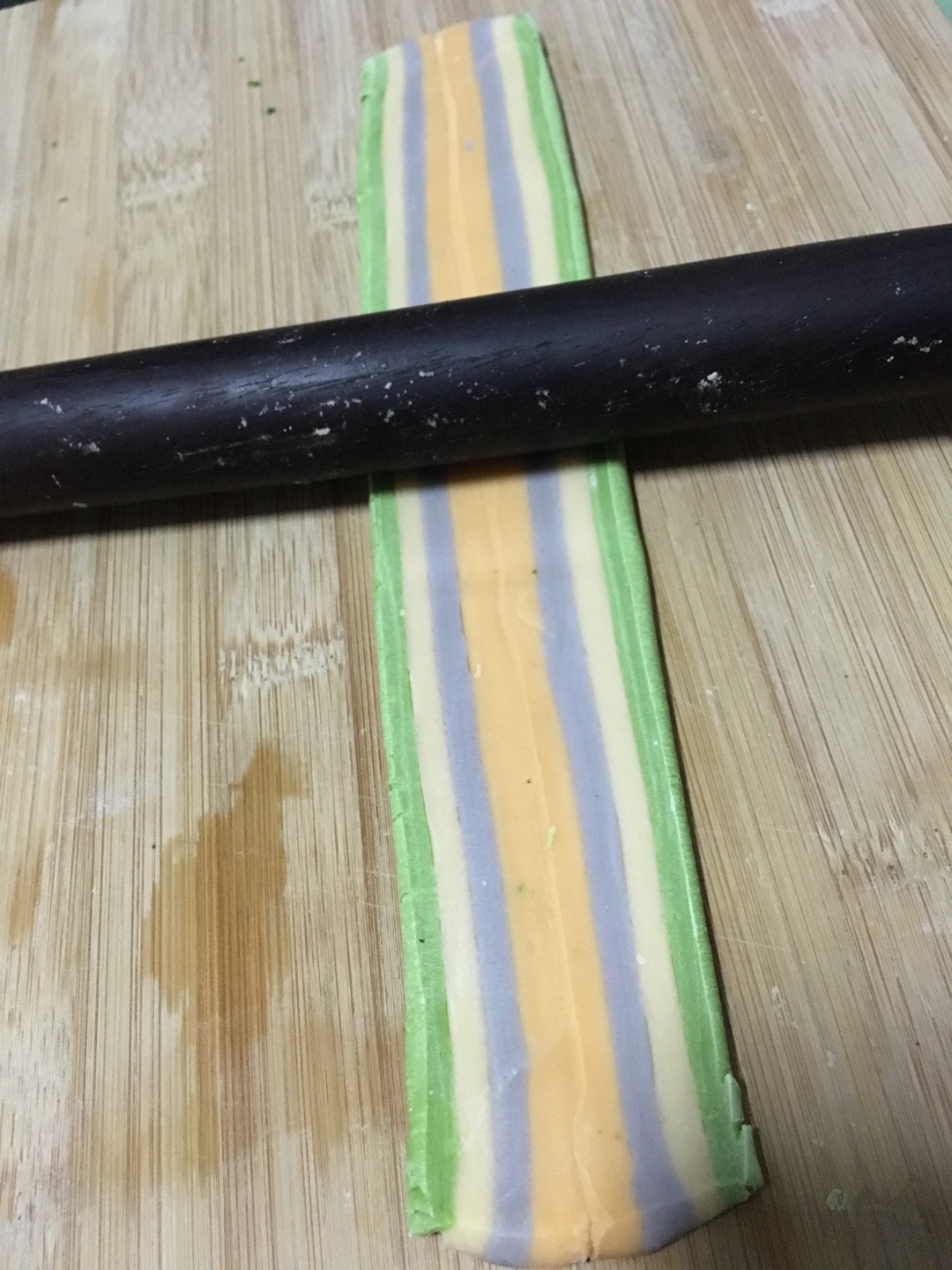 彩虹蝴蝶面