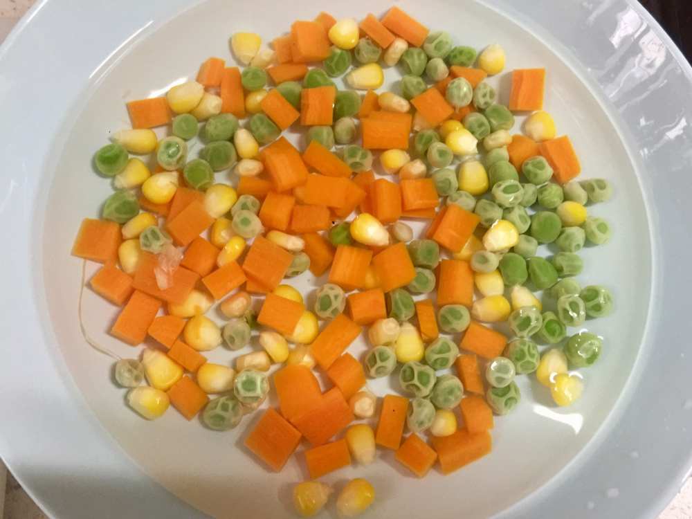 彩虹蔬菜馒头沙拉