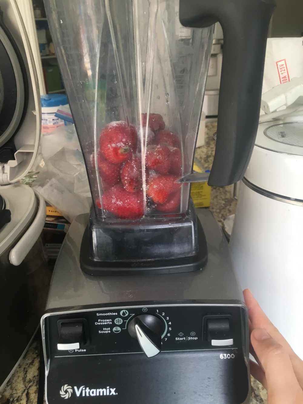 有颜值有内涵的草莓椰奶冰棒