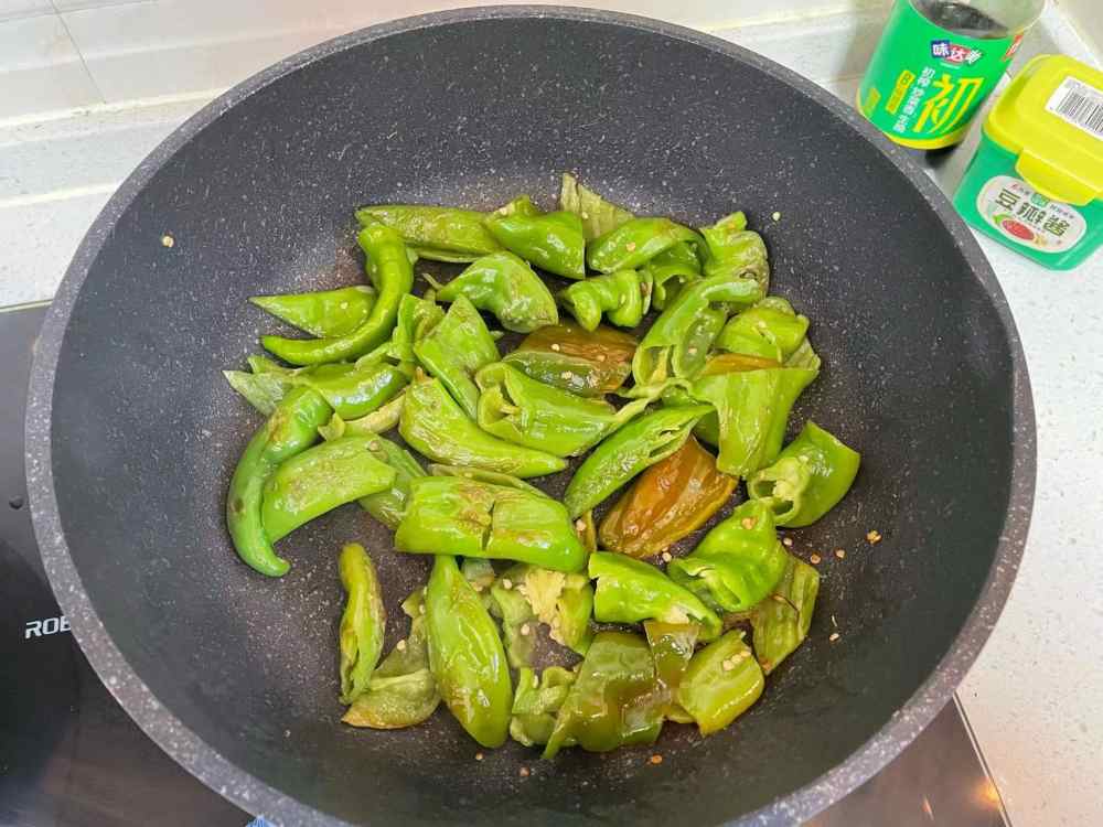 酱焖尖椒