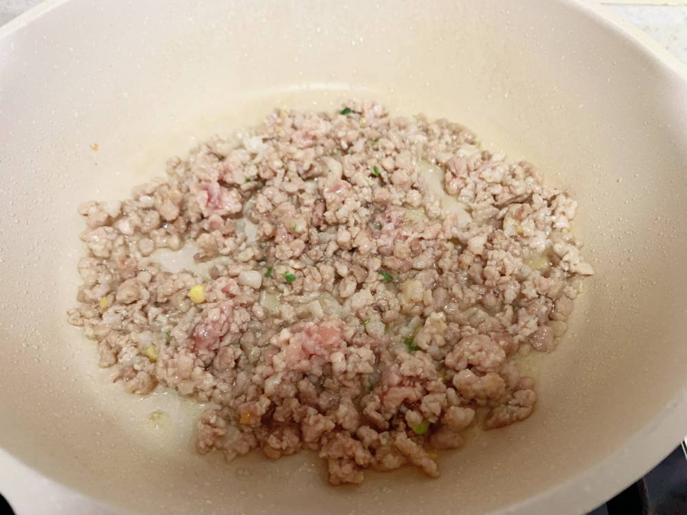 外婆菜肉包子