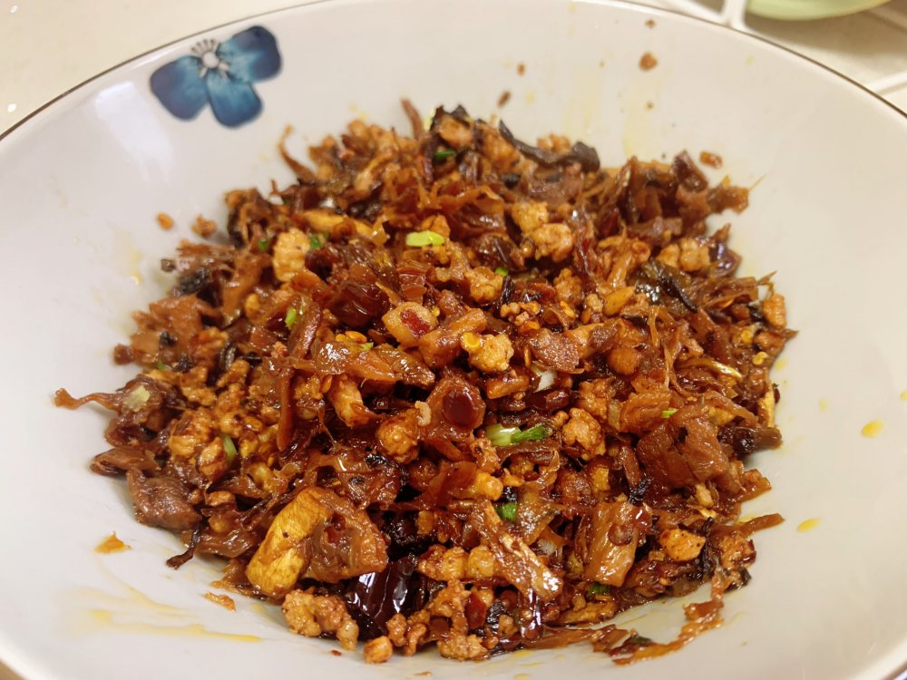 外婆菜肉包子
