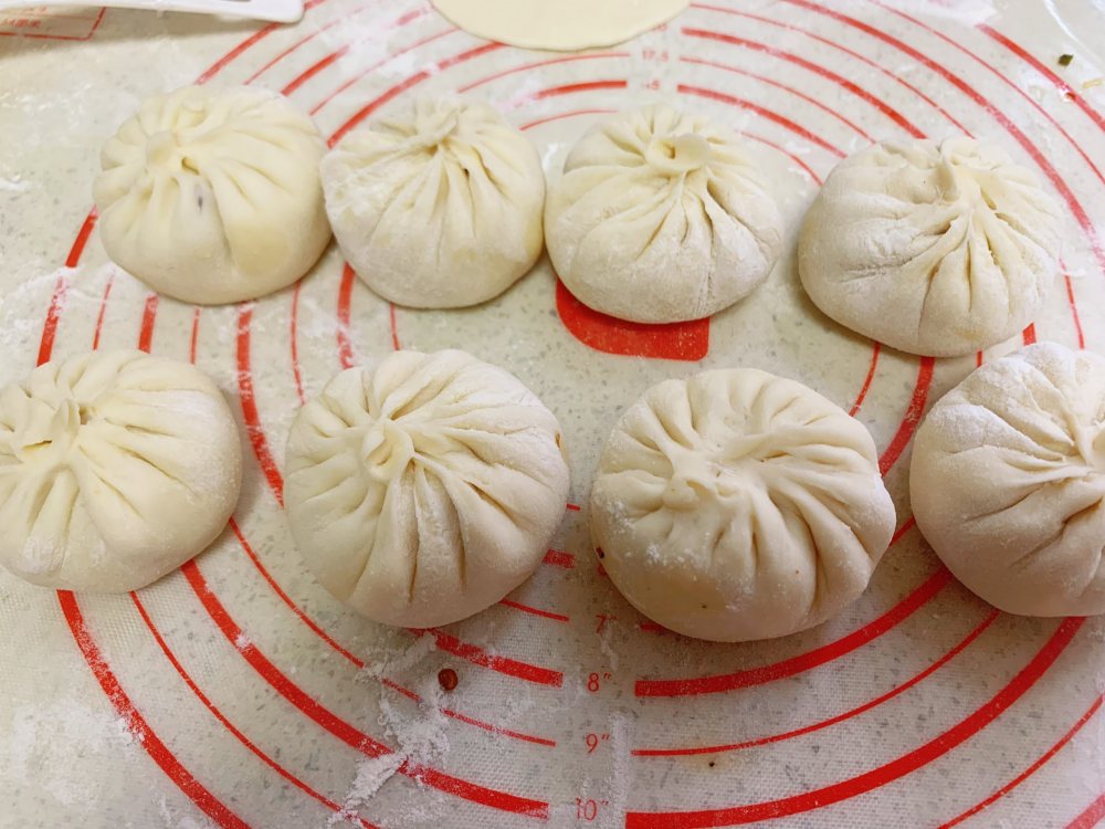 外婆菜肉包子