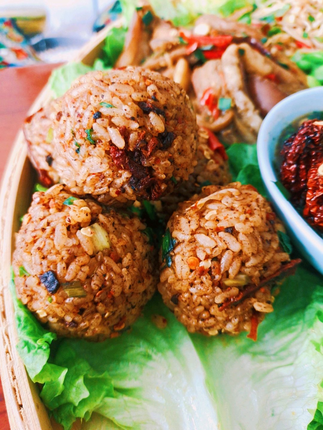 云南菜～绿叶宴之景颇族饭团