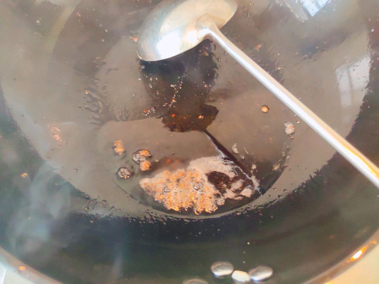 老坛酸菜肉丝面