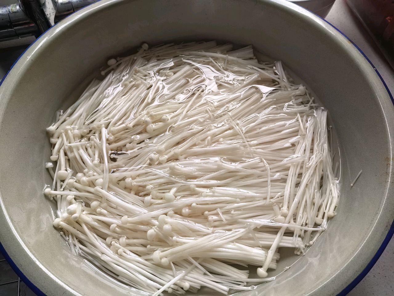 金针菇肥牛卷