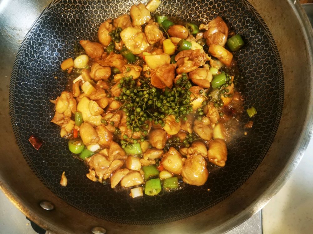青花椒鸡