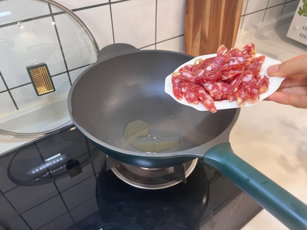 荷兰豆炒腊肠