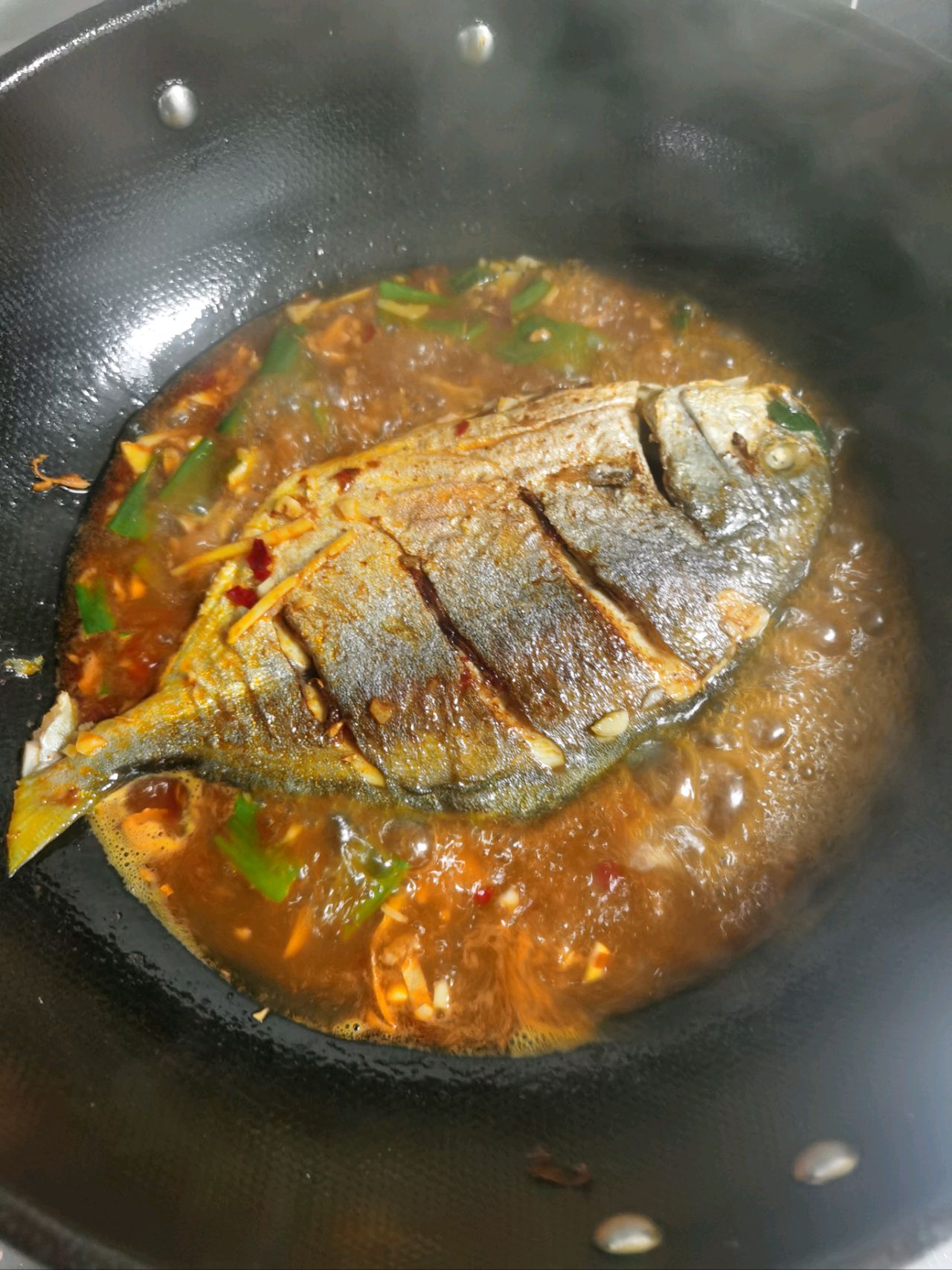 香煎金鲳鱼
