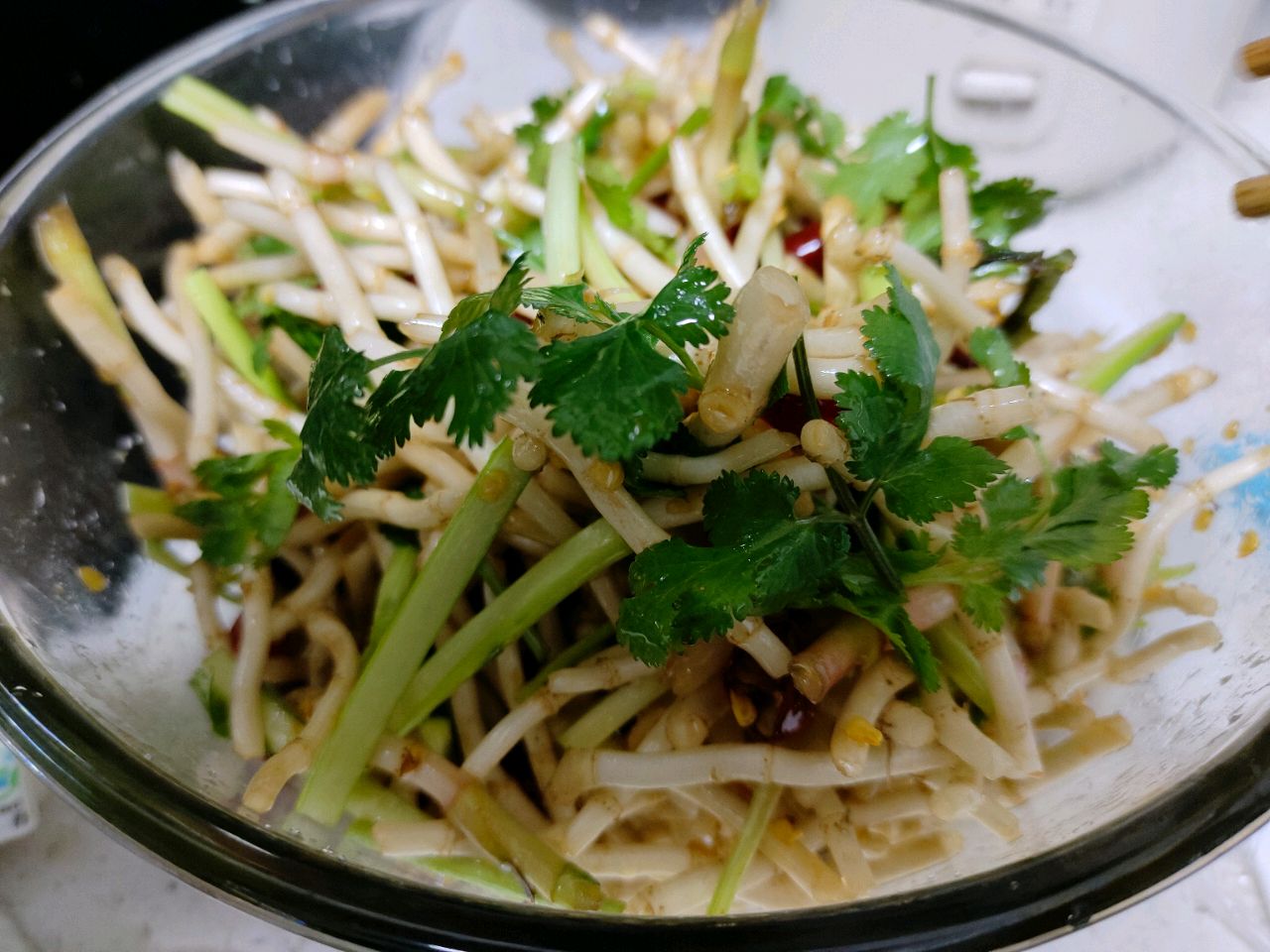 鱼腥草拌蒜薹