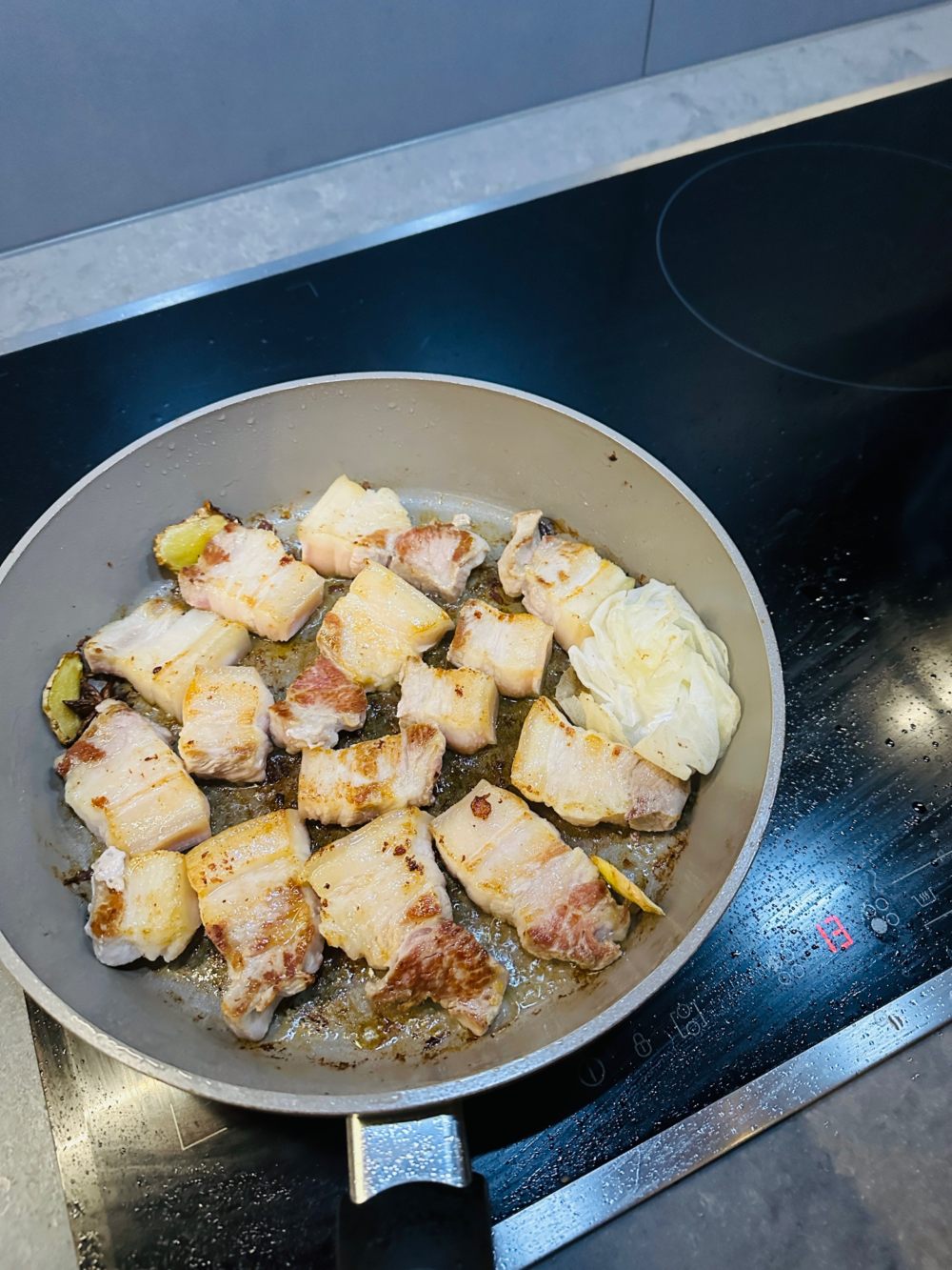 超级简单的红烧肉
