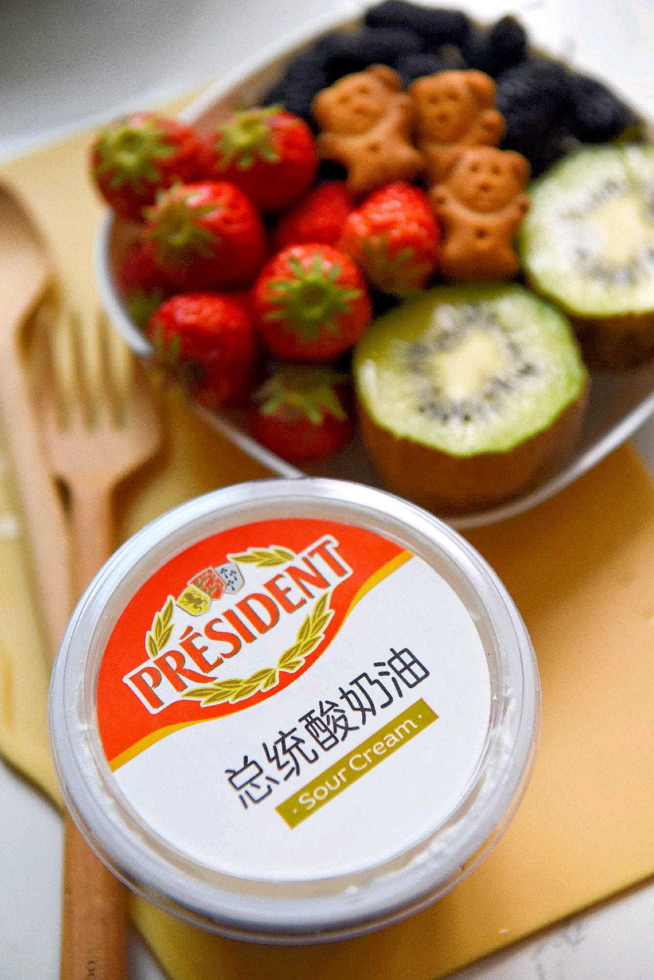 小熊酸奶油水果杯