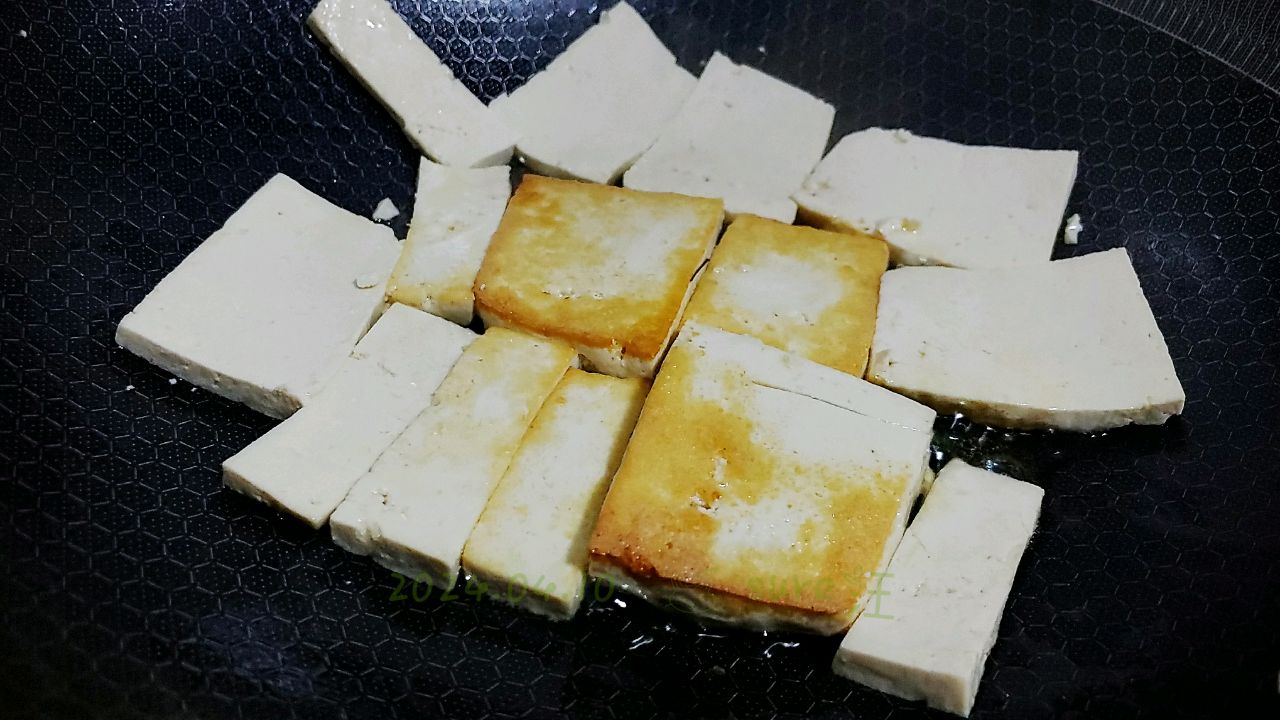 葱油豆腐蚝油菜