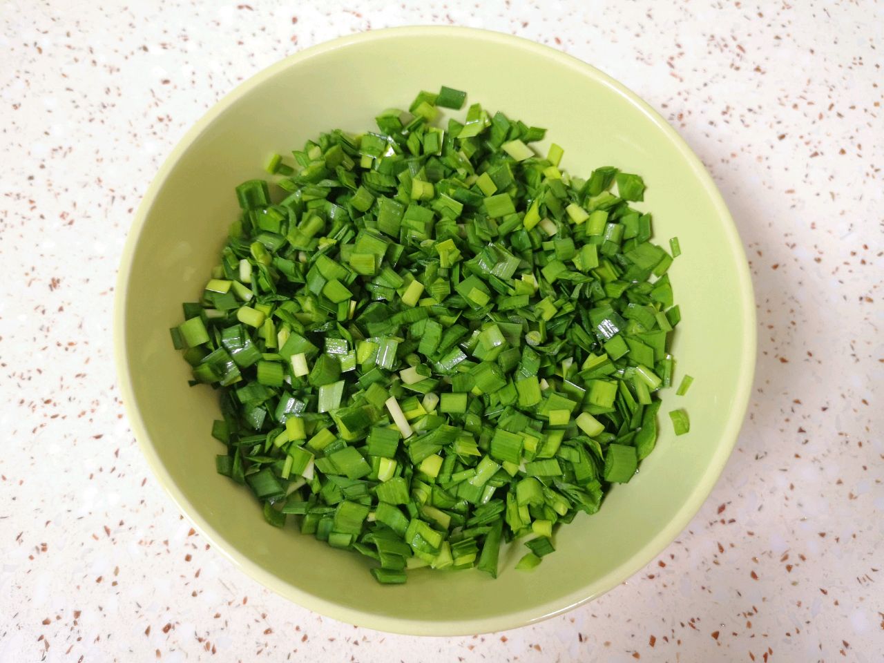鸡蛋韭菜馅饺子