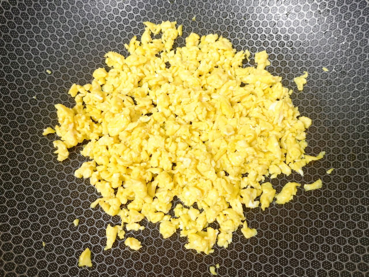 鸡蛋韭菜馅饺子