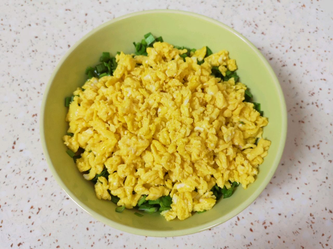 鸡蛋韭菜馅饺子
