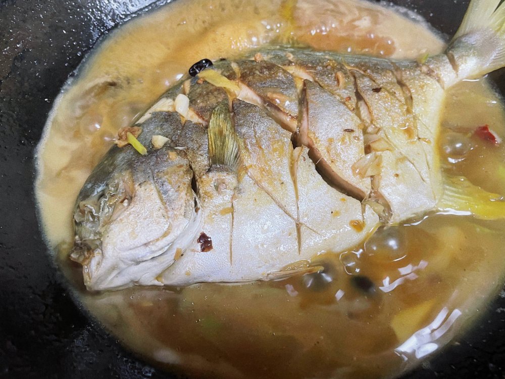 豆豉烧鲳鱼
