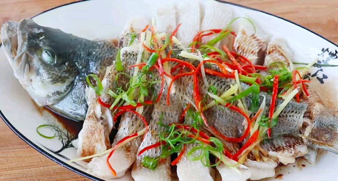 清蒸鲈鱼