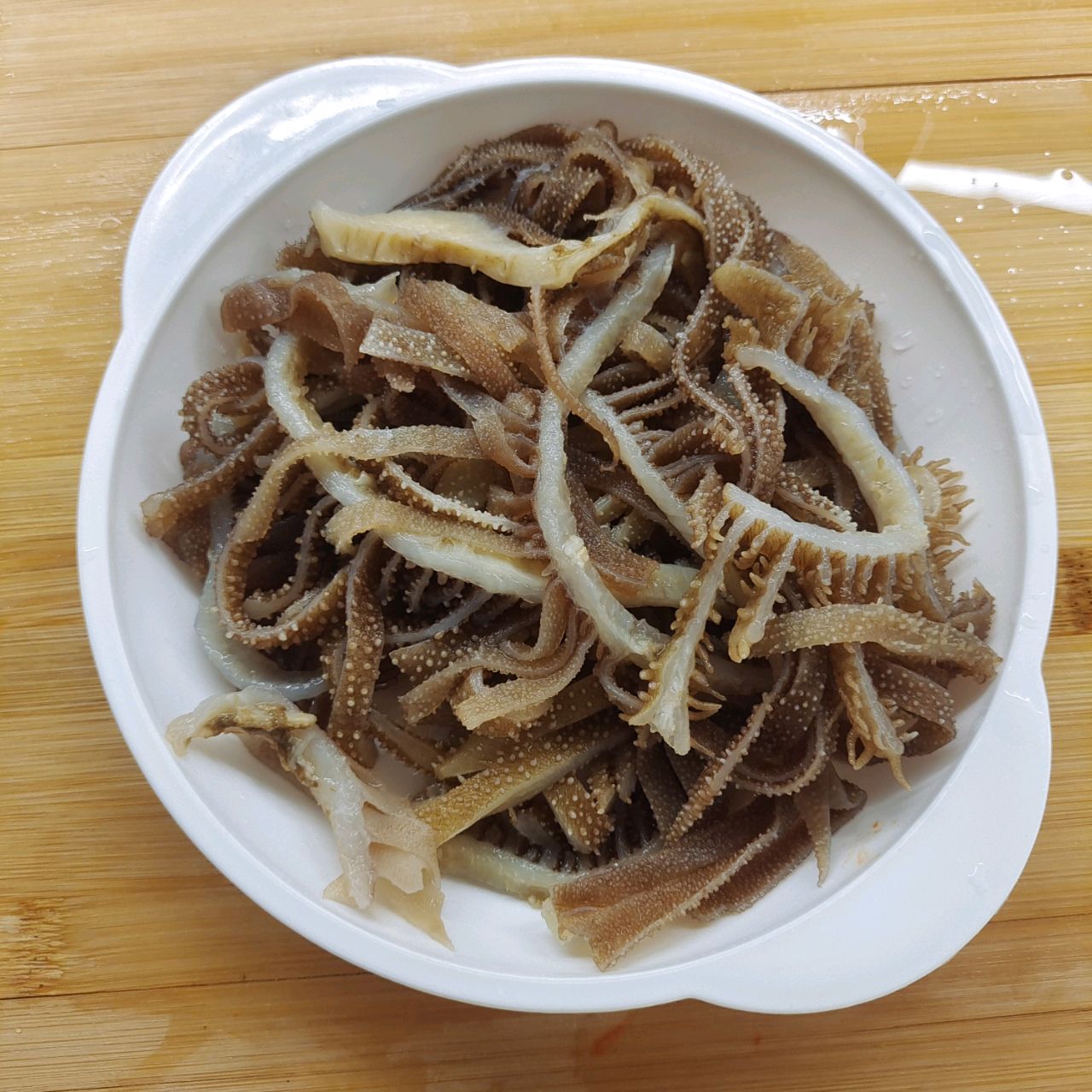 酸辣爽脆捞汁毛肚金针菇