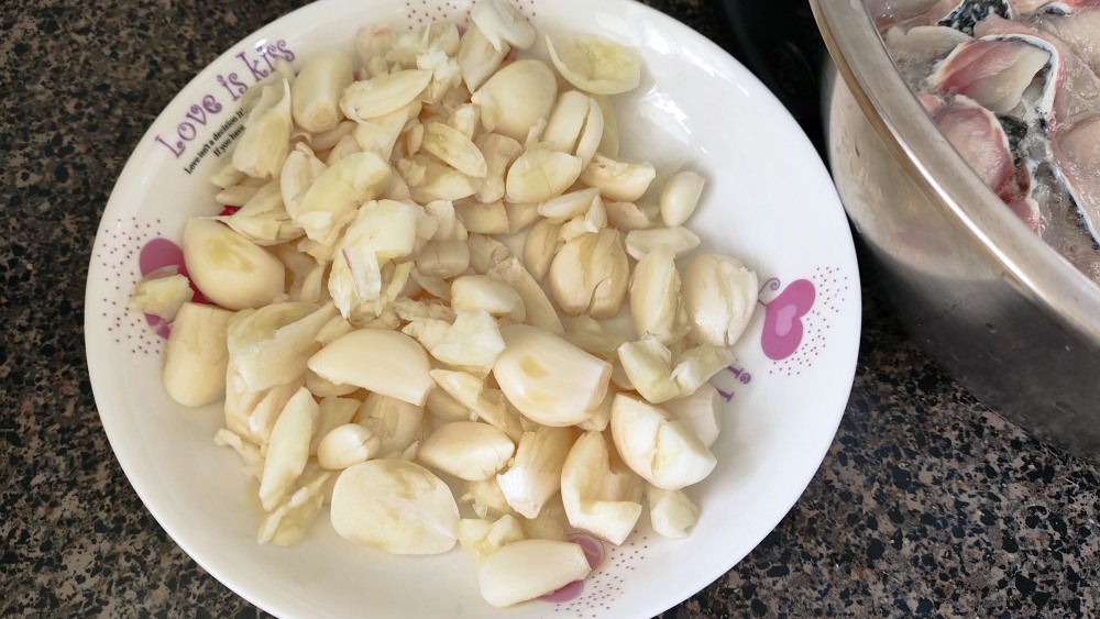 小米辣爆蒜香鱼片
