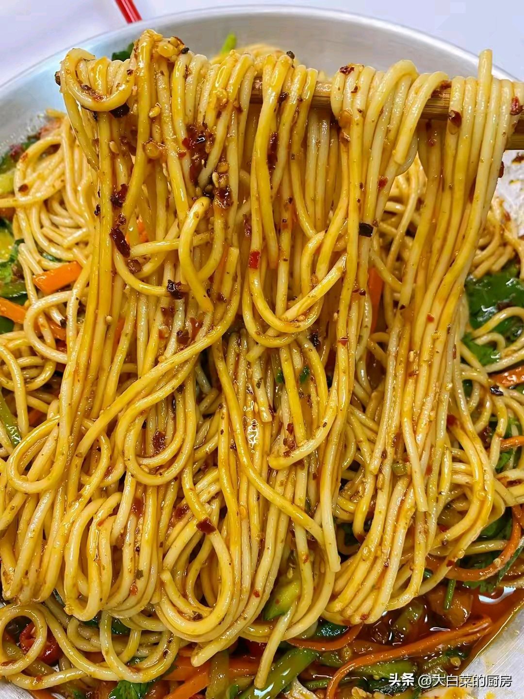 鸡丝凉面
