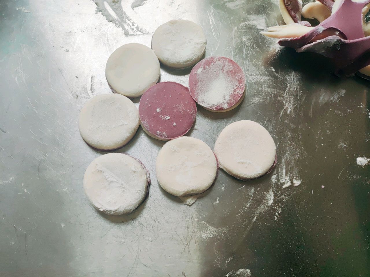 双色花朵馒头