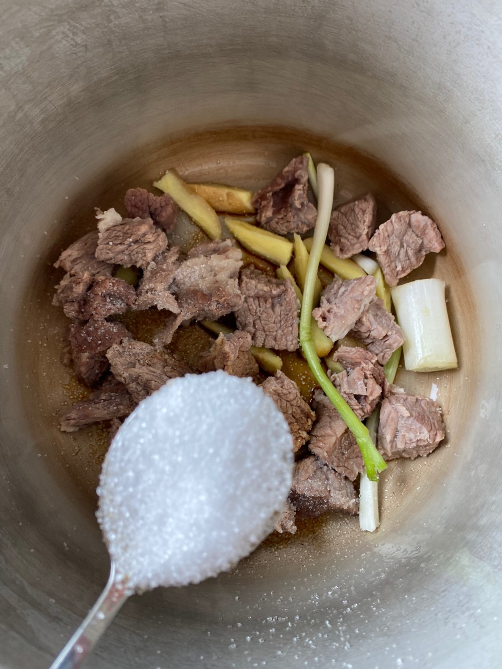 南瓜炖牛肉