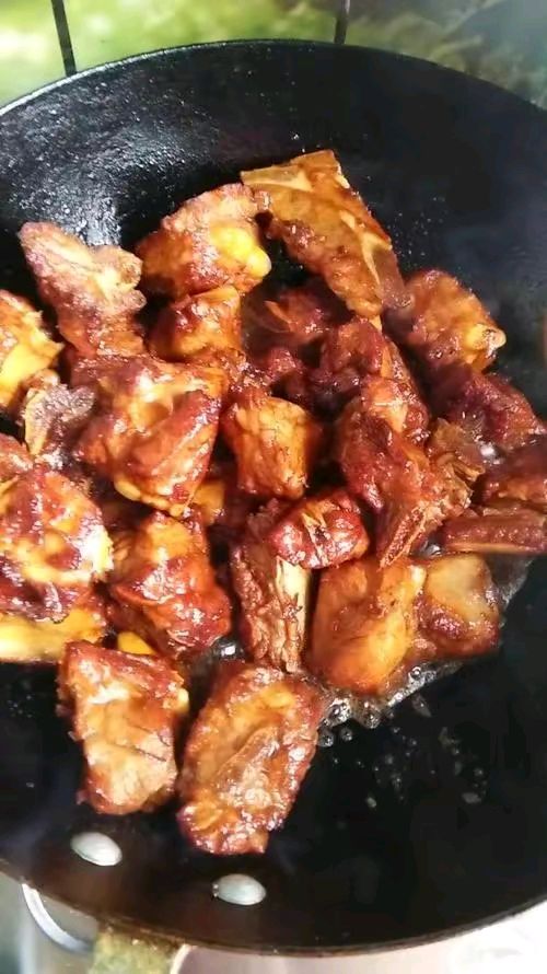 红烧排骨