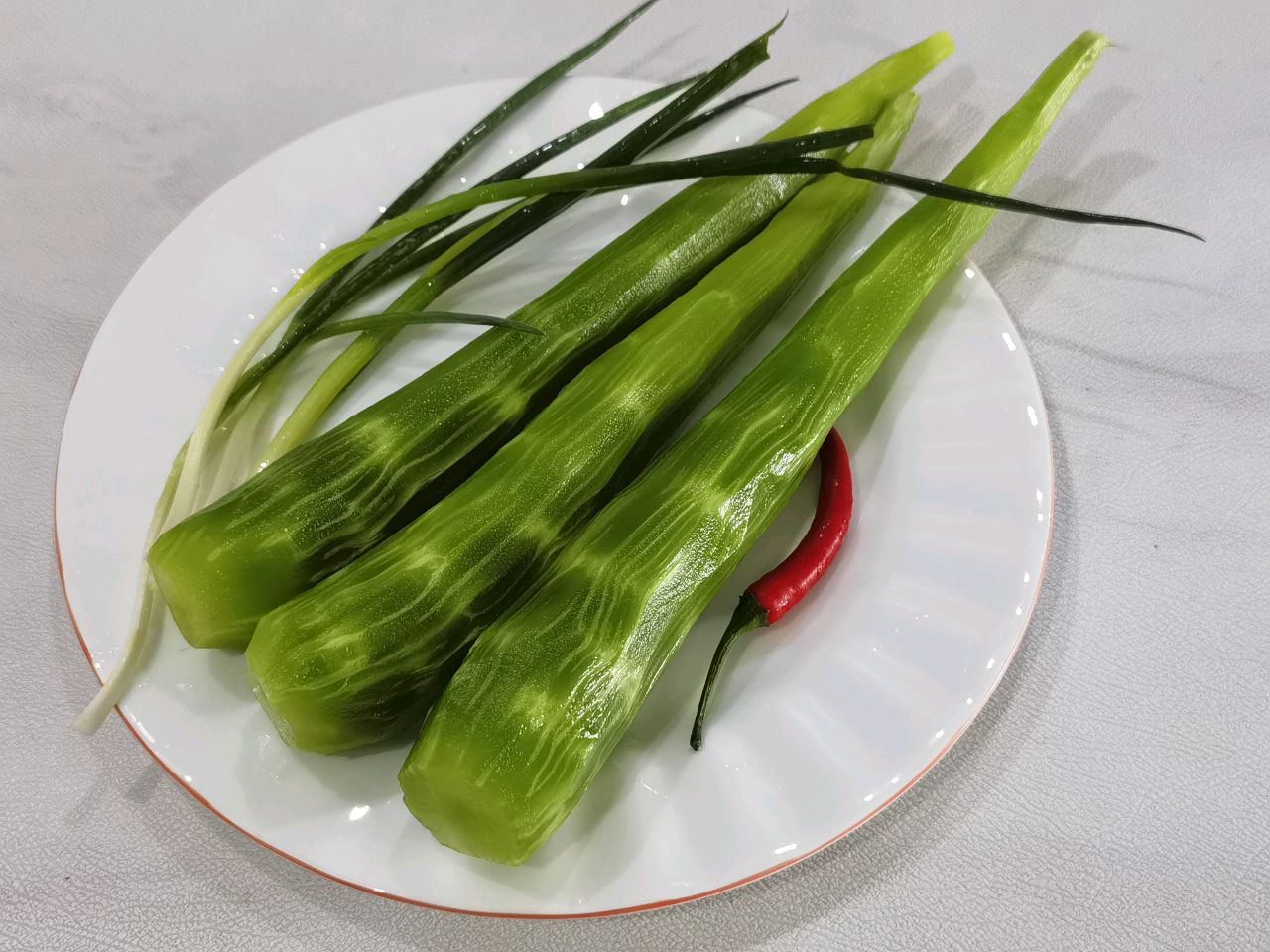 清炒莴笋