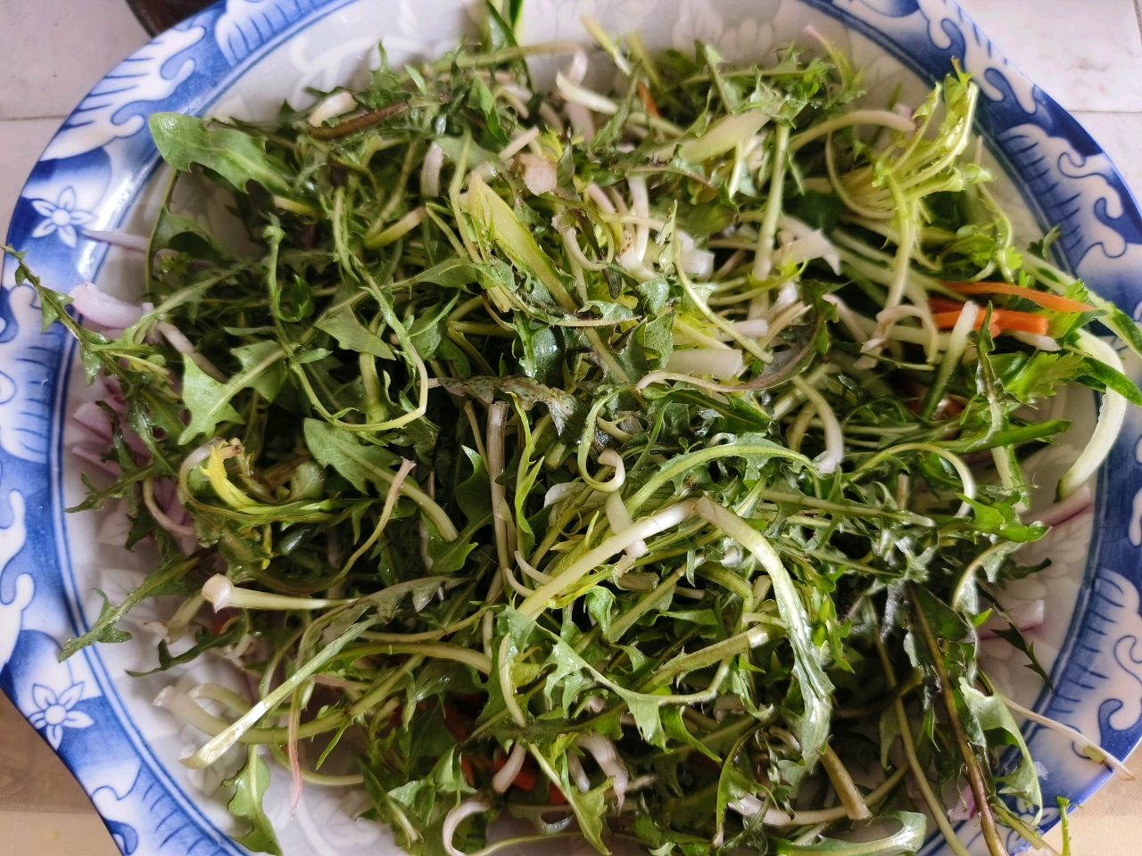 凉拌酸辣婆婆丁